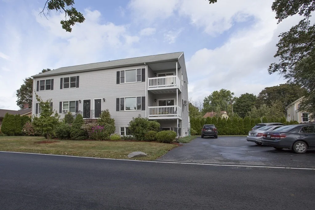 3 bed, 2 bath apartment for rent at 46 Mystic River Rd Unit A, West Medford