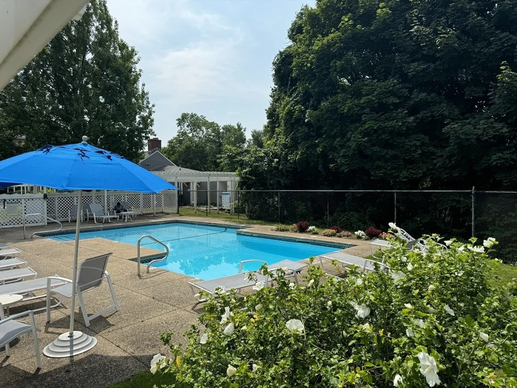 1 bed, 1 bath apartment for rent at 46 Ober Rd Unit 46, Newton — photo 2 of 26