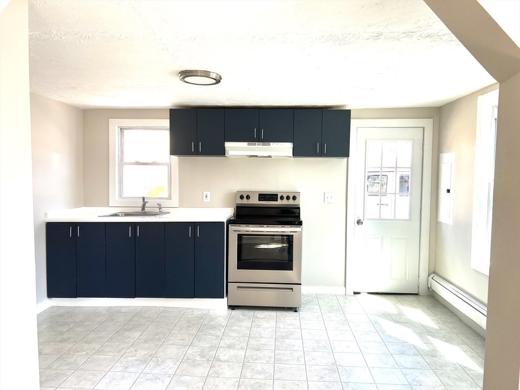 2 bed, 1 bath apartment for rent at 46 Ocean Ave, Halifax — photo 2 of 8