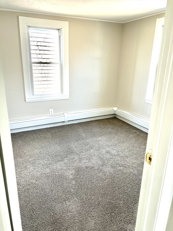 2 bed, 1 bath apartment for rent at 46 Ocean Ave, Halifax — photo 6 of 8