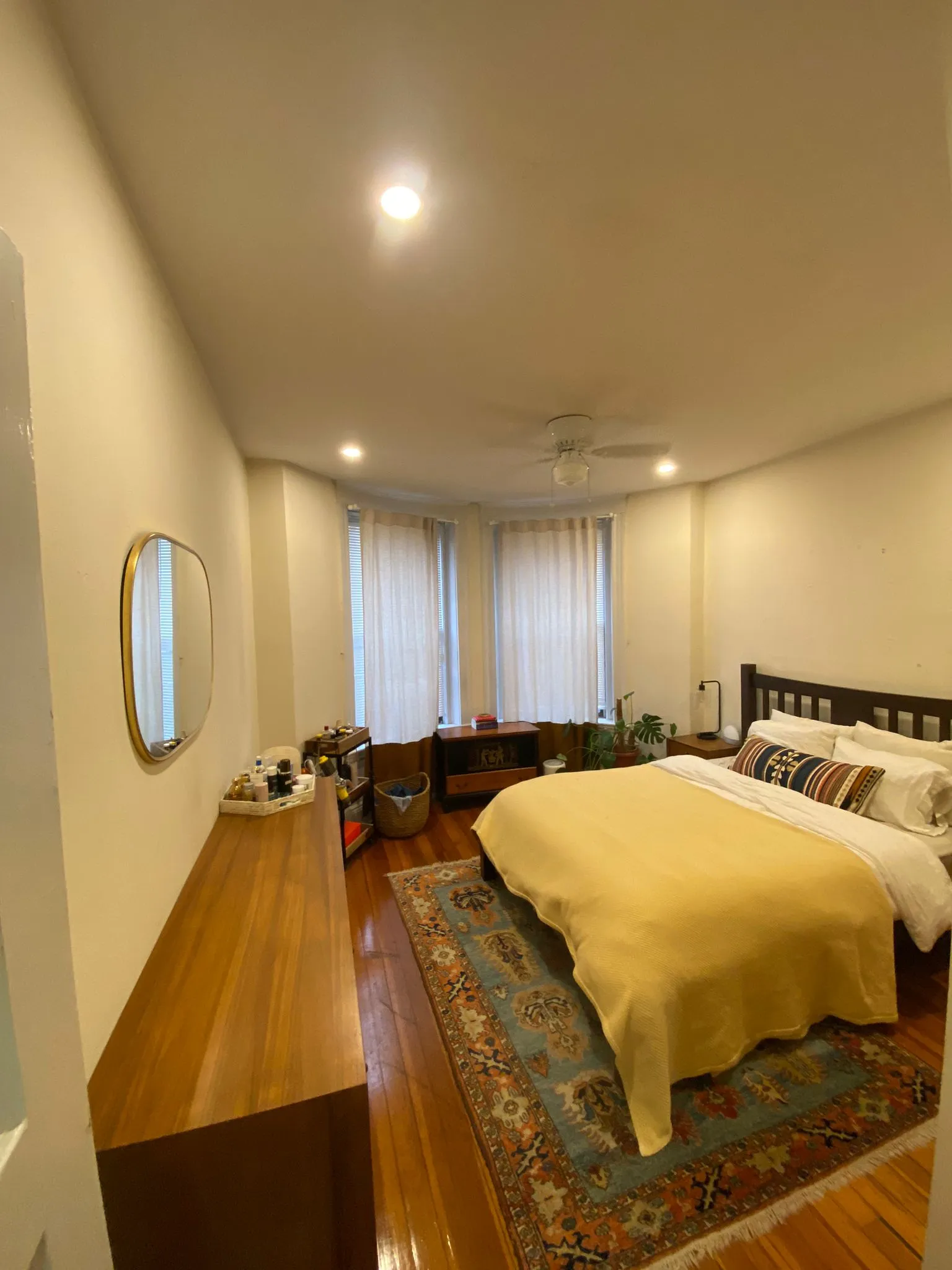 2 bed, 1 bath apartment for rent at 46 Orkney Rd Unit 2, Brighton — photo 2 of 15
