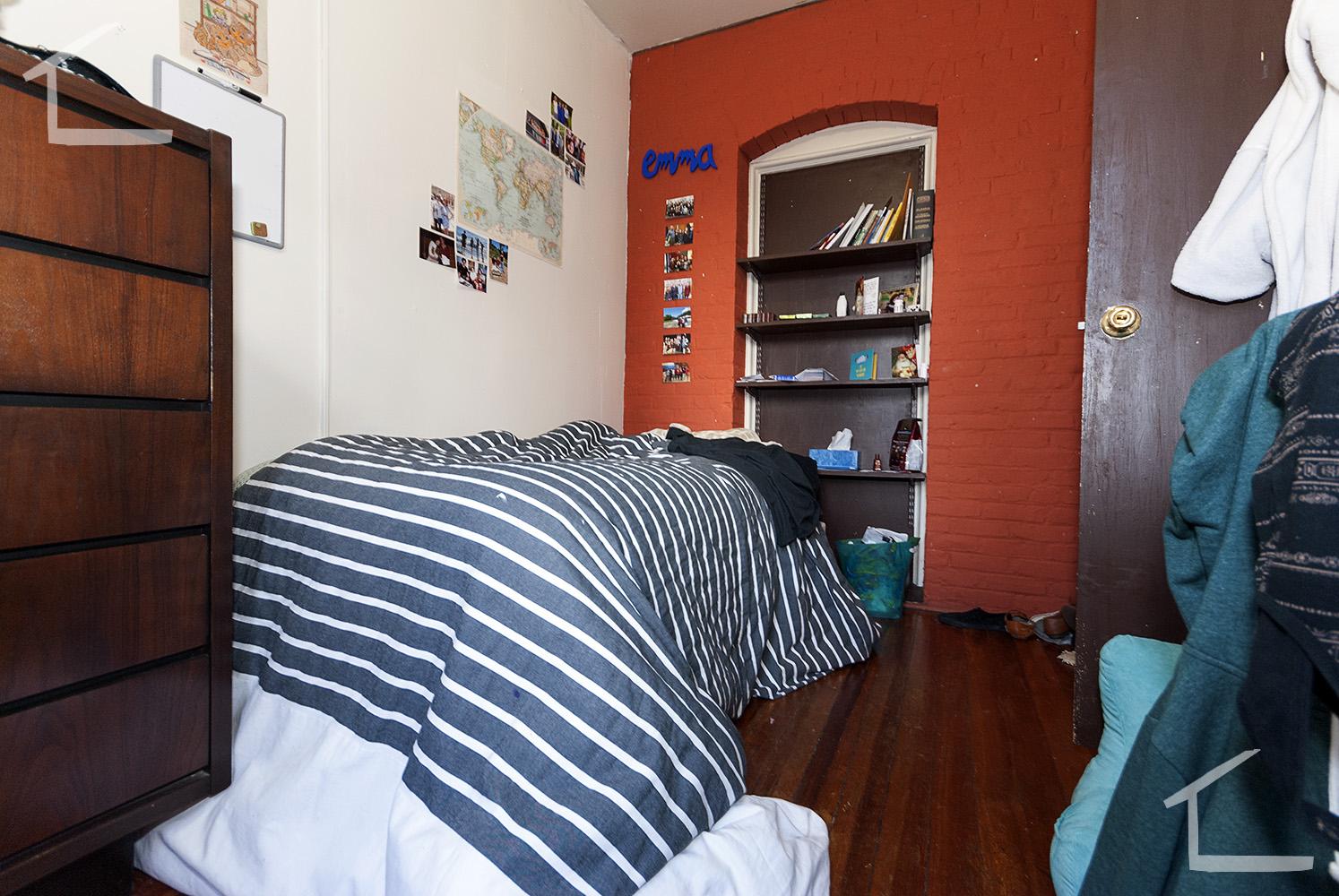4 bed, 1 bath apartment for rent at 46 Park Vale Ave Unit 6, Brighton — photo 9 of 9