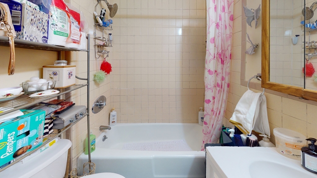 2 bed, 1 bath apartment for rent at 46 Plymouth St Unit 46, Everett — photo 9 of 9