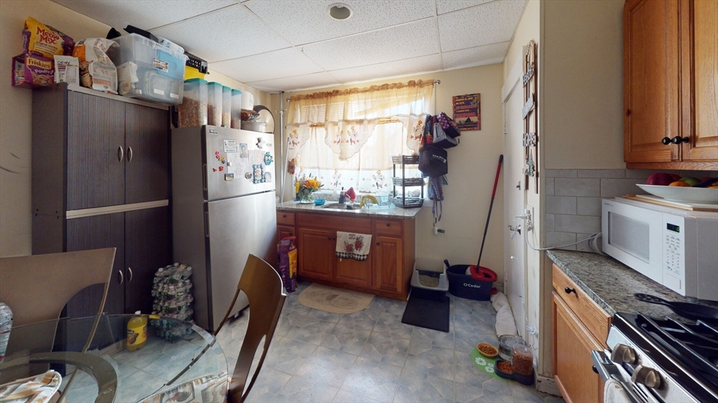 2 bed, 1 bath apartment for rent at 46 Plymouth St Unit 46, Everett — photo 8 of 9