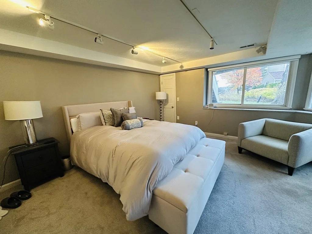 2 bed, 2 bath apartment for rent at 46 Pointe Rok Unit 46, Worcester — photo 14 of 23