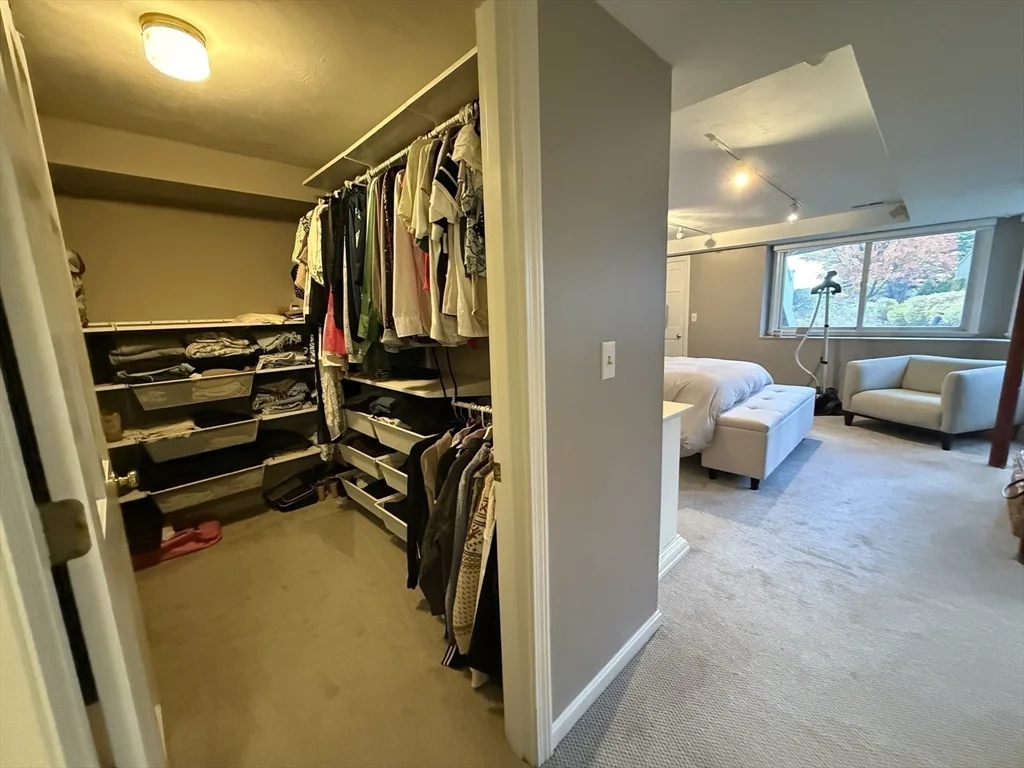 2 bed, 2 bath apartment for rent at 46 Pointe Rok Unit 46, Worcester — photo 12 of 23