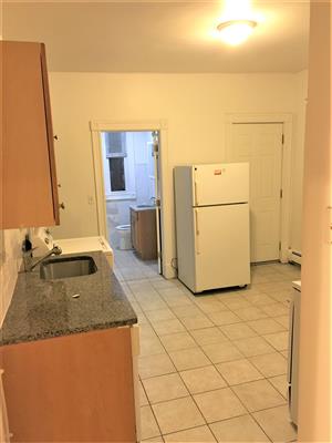 3 bed, 2 bath apartment for rent at 46 Portsmouth St Unit 2, Wellington-Harrington — photo 3 of 14