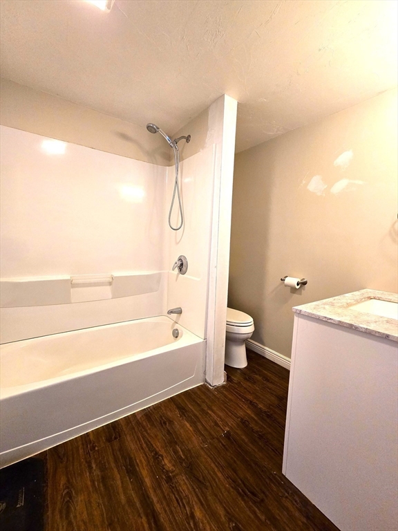 2 bed, 1 bath apartment for rent at 46 Pratt St Unit 2, Mansfield — photo 6 of 10