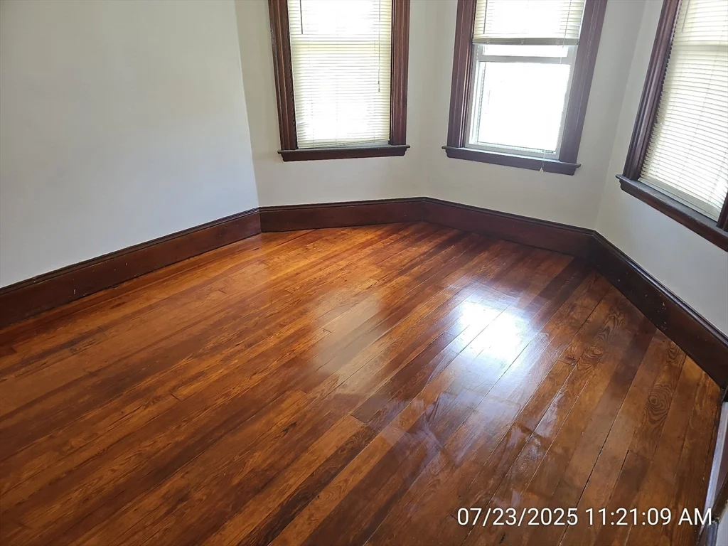 1 bed, 1 bath apartment for rent at 46 Princeton Unit 2R, New Bedford — photo 2 of 7