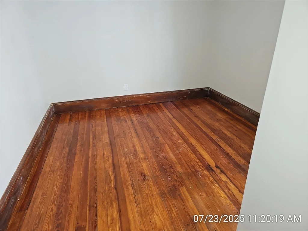 1 bed, 1 bath apartment for rent at 46 Princeton Unit 2R, New Bedford — photo 3 of 7