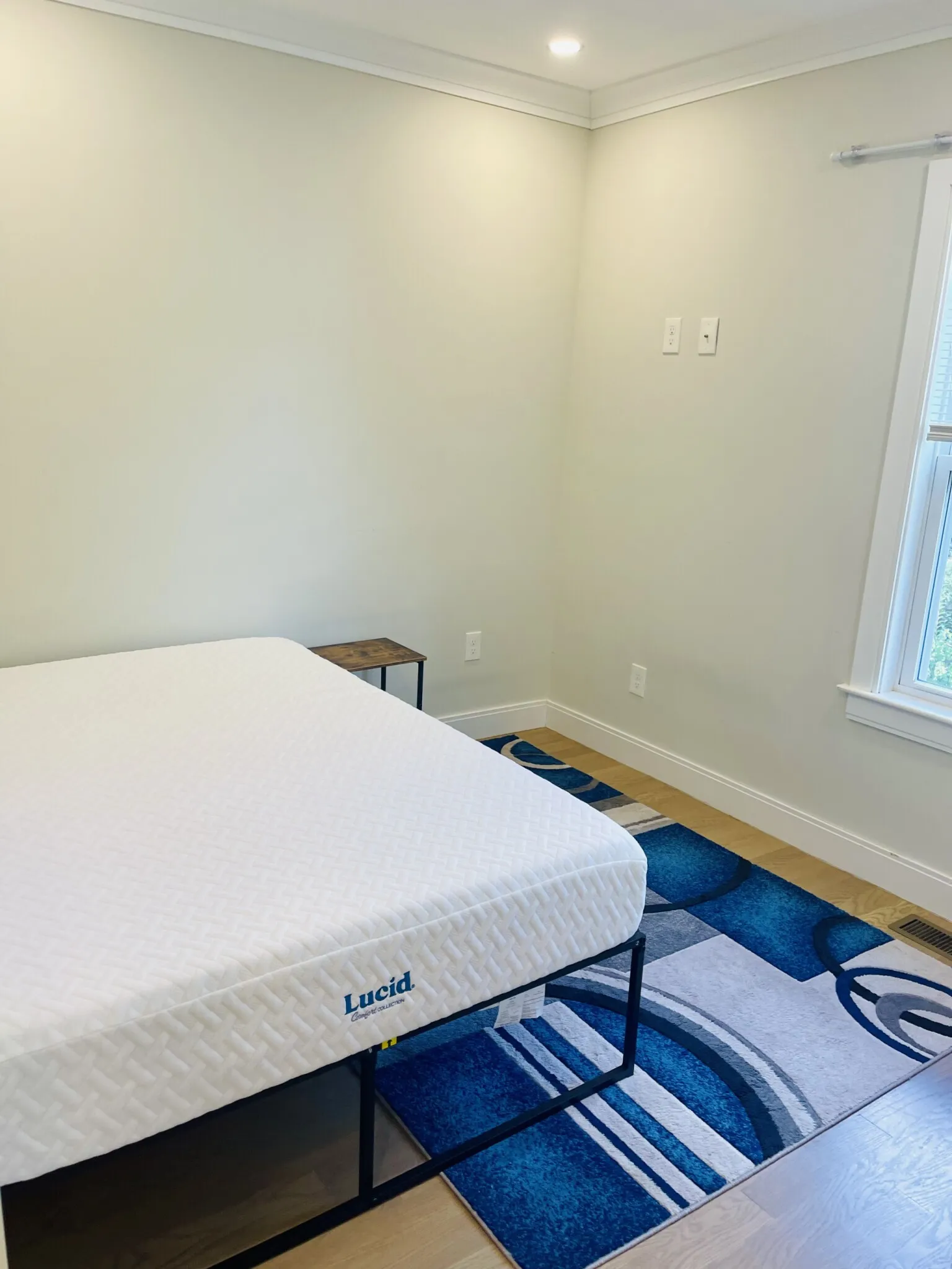 4 bed, 2 bath apartment for rent at 46 Ridgemont St Unit 1, Allston — photo 7 of 10