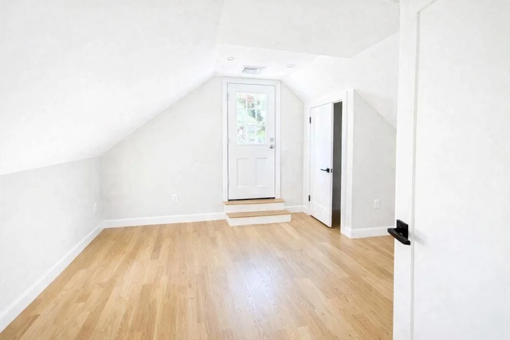 2 bed, 1 bath apartment for rent at 46 Ridgemont St Unit 3, Allston — photo 6 of 8