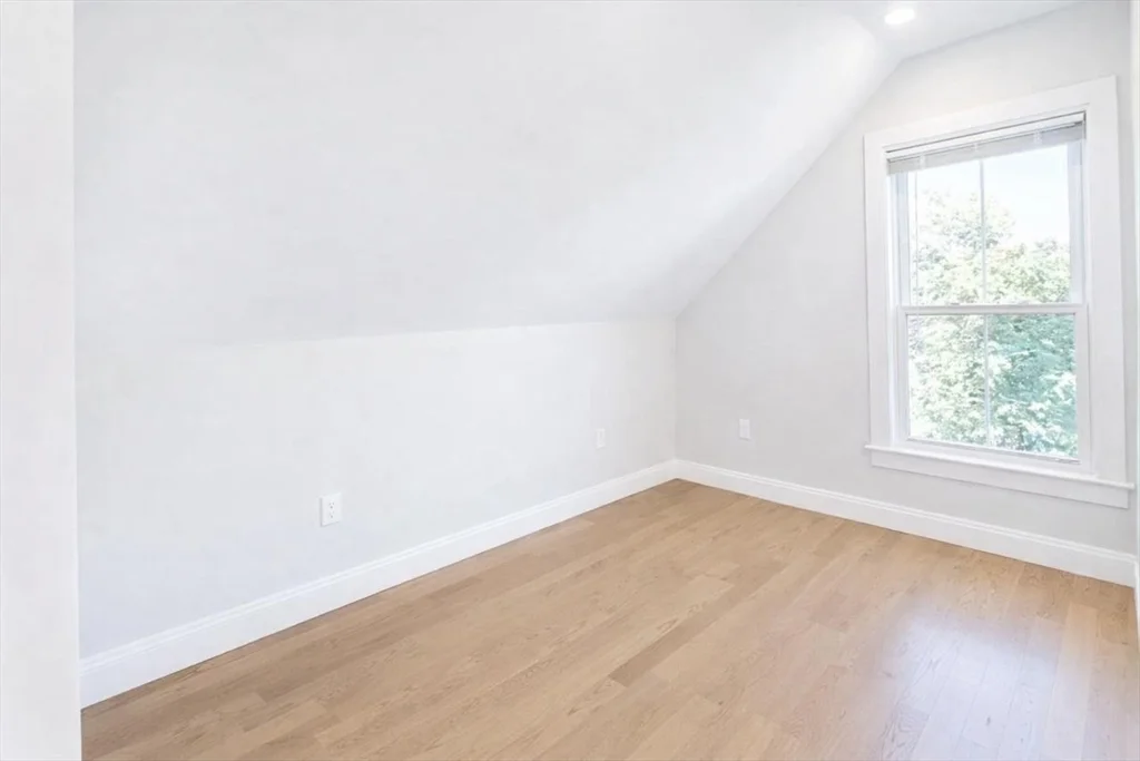 2 bed, 1 bath apartment for rent at 46 Ridgemont St Unit 3, Allston — photo 5 of 8