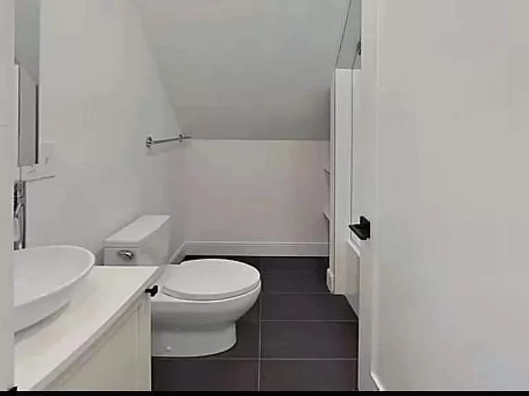 2 bed, 1 bath apartment for rent at 46 Ridgemont St Unit 3, Allston — photo 8 of 8