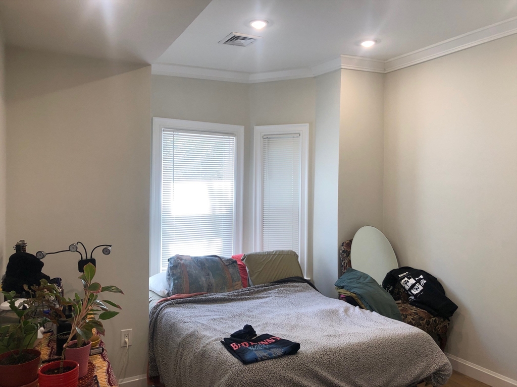 1 bed, 1 bath apartment for rent at 46 Sheridan St Unit 2, Jamaica Plain — photo 5 of 15