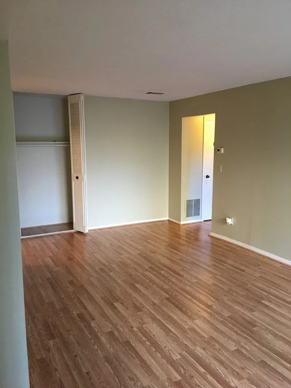 1 bed, 1 bath apartment for rent at 46 Shrewsbury Green Unit B, Shrewsbury — photo 3 of 8