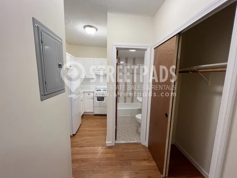 Studio bed, 1 bath apartment for rent at 46 South Huntington Ave Unit 21, Mission Hill — photo 7 of 17