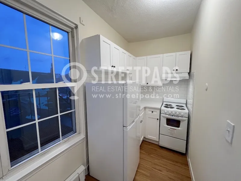 Studio bed, 1 bath apartment for rent at 46 South Huntington Ave Unit 21, Mission Hill — photo 6 of 17