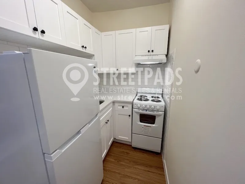 Studio bed, 1 bath apartment for rent at 46 South Huntington Ave Unit 21, Mission Hill — photo 2 of 17