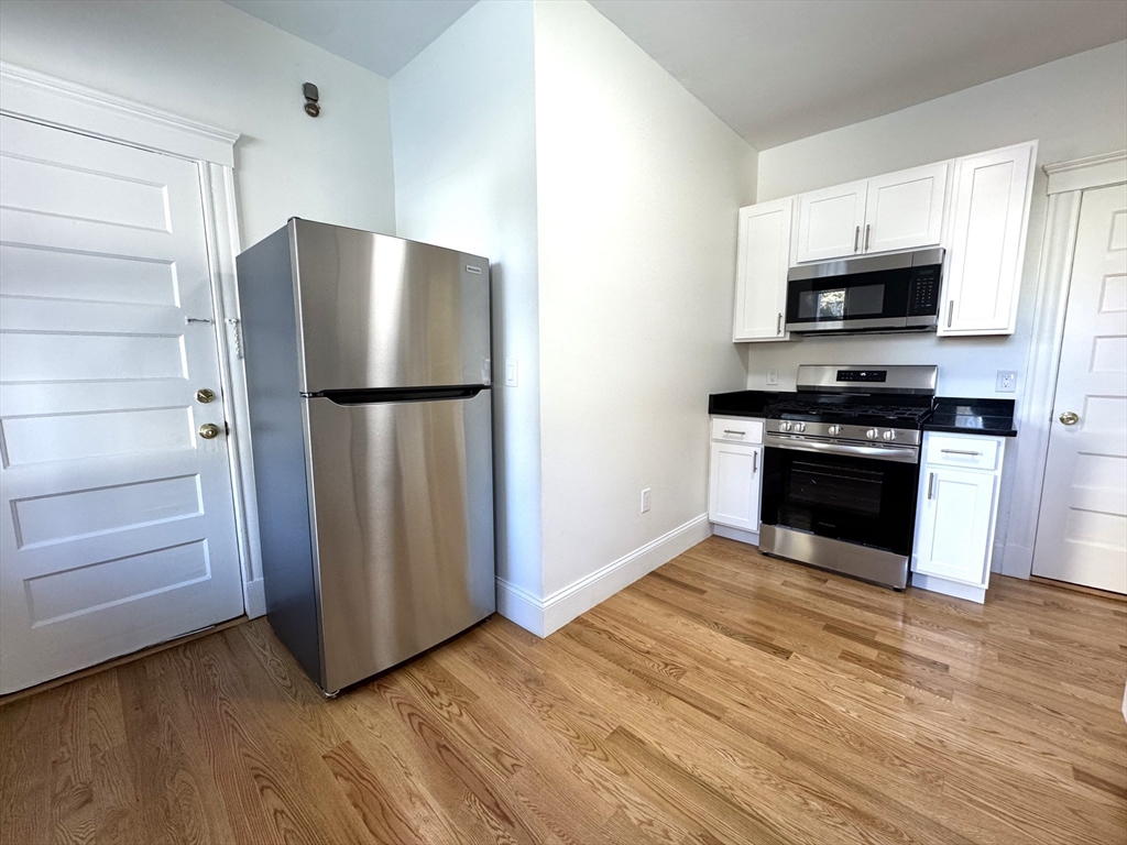 4 bed, 2 bath apartment for rent at 46 Spring Park Ave Unit 1, Boston — photo 2 of 20