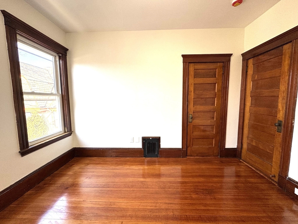 4 bed, 2 bath apartment for rent at 46 Spring Park Ave Unit 2, Boston — photo 19 of 20