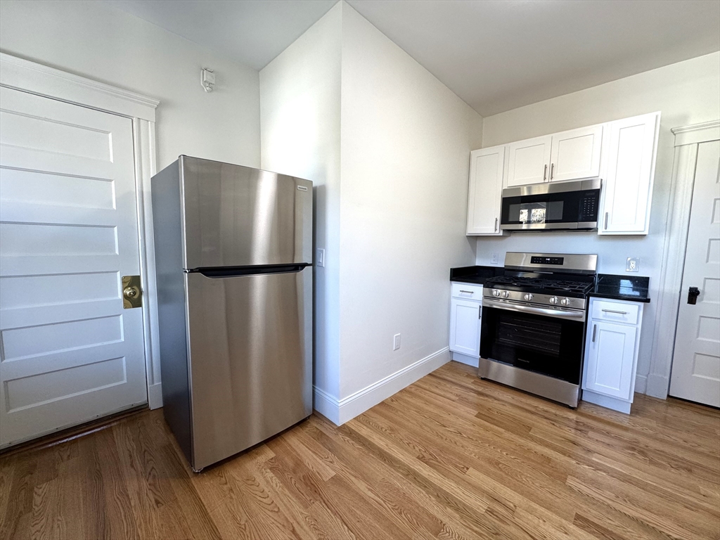 4 bed, 2 bath apartment for rent at 46 Spring Park Ave Unit 2, Boston — photo 3 of 20