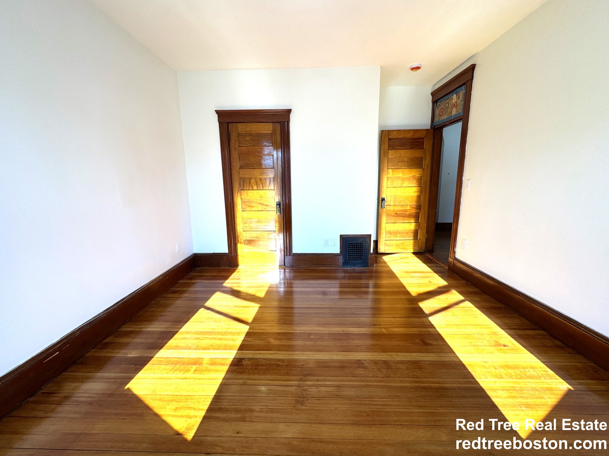 4 bed, 2 bath apartment for rent at 46 Spring Park Ave Unit 3 COPY, Jamaica Plain — photo 17 of 27