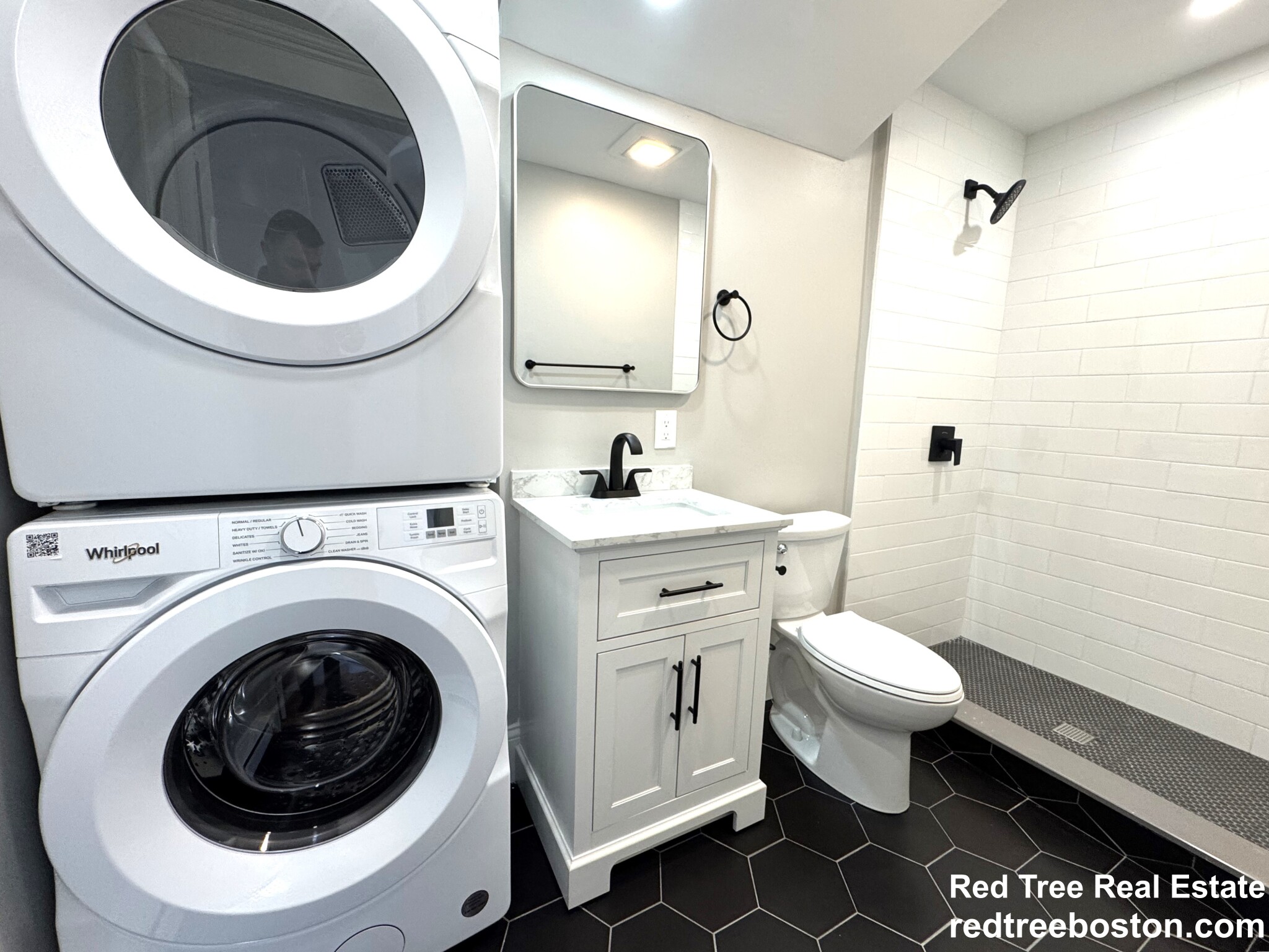 4 bed, 2 bath apartment for rent at 46 Spring Park Ave Unit 3 COPY, Jamaica Plain — photo 4 of 27