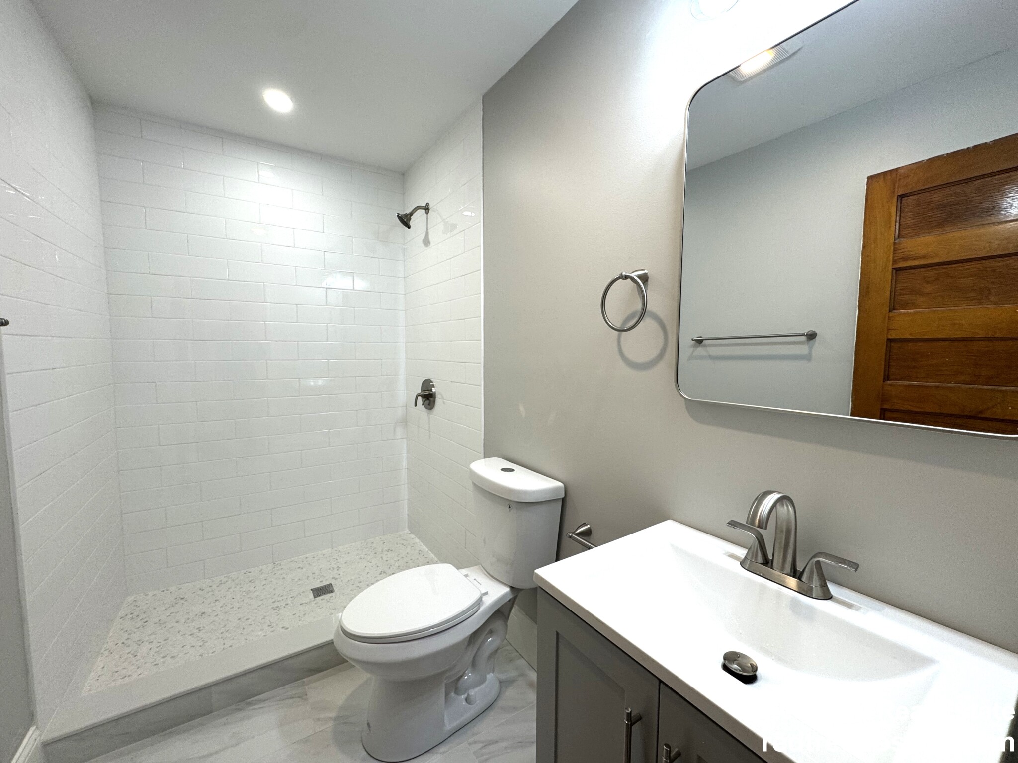4 bed, 2 bath apartment for rent at 46 Spring Park Ave Unit 3 COPY, Jamaica Plain — photo 6 of 27