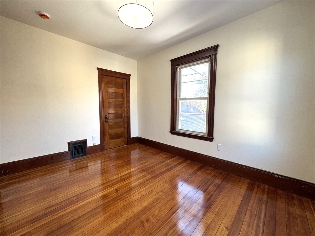 4 bed, 2 bath apartment for rent at 46 Spring Park Ave Unit 3, Jamaica Plain — photo 11 of 20
