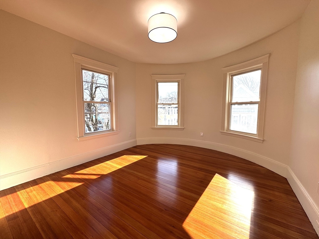 4 bed, 2 bath apartment for rent at 46 Spring Park Ave Unit 3, Jamaica Plain — photo 6 of 20