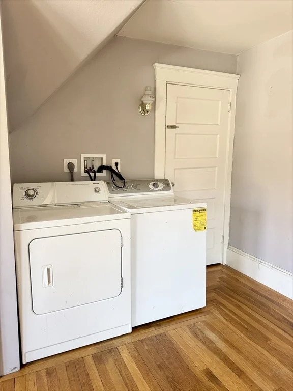 2 bed, 1 bath apartment for rent at 46 Standish Ave Unit 2, North Plymouth — photo 3 of 9