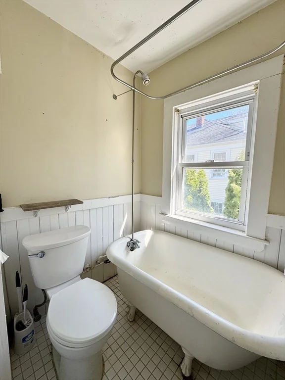 2 bed, 1 bath apartment for rent at 46 Standish Ave Unit 2, North Plymouth — photo 7 of 9