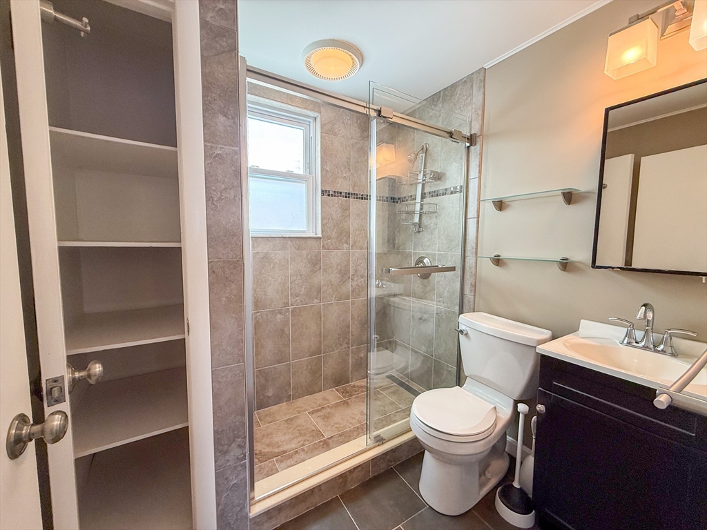 1 bed, 1 bath apartment for rent at 46 Sterling St Unit 2, Malden — photo 6 of 11
