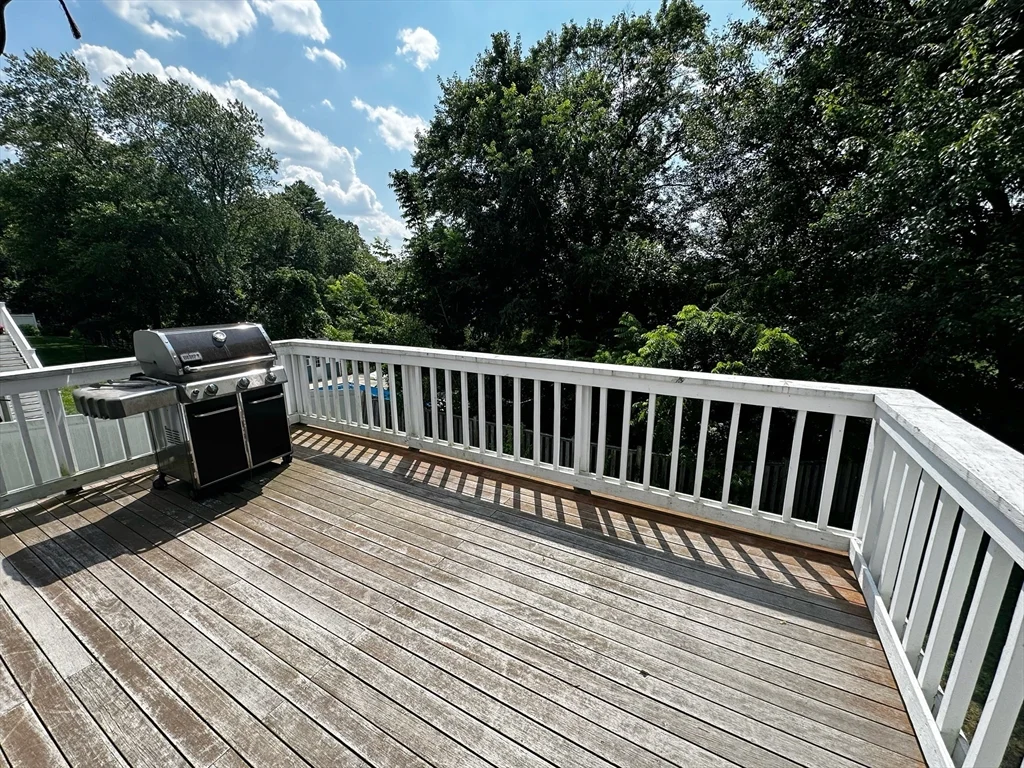 6 bed, 4+ bath apartment for rent at 46 Sunset Rd Unit 46, Needham — photo 12 of 23