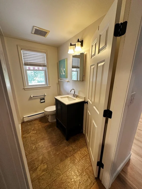 6 bed, 4+ bath apartment for rent at 46 Sunset Rd Unit 46, Needham — photo 4 of 23