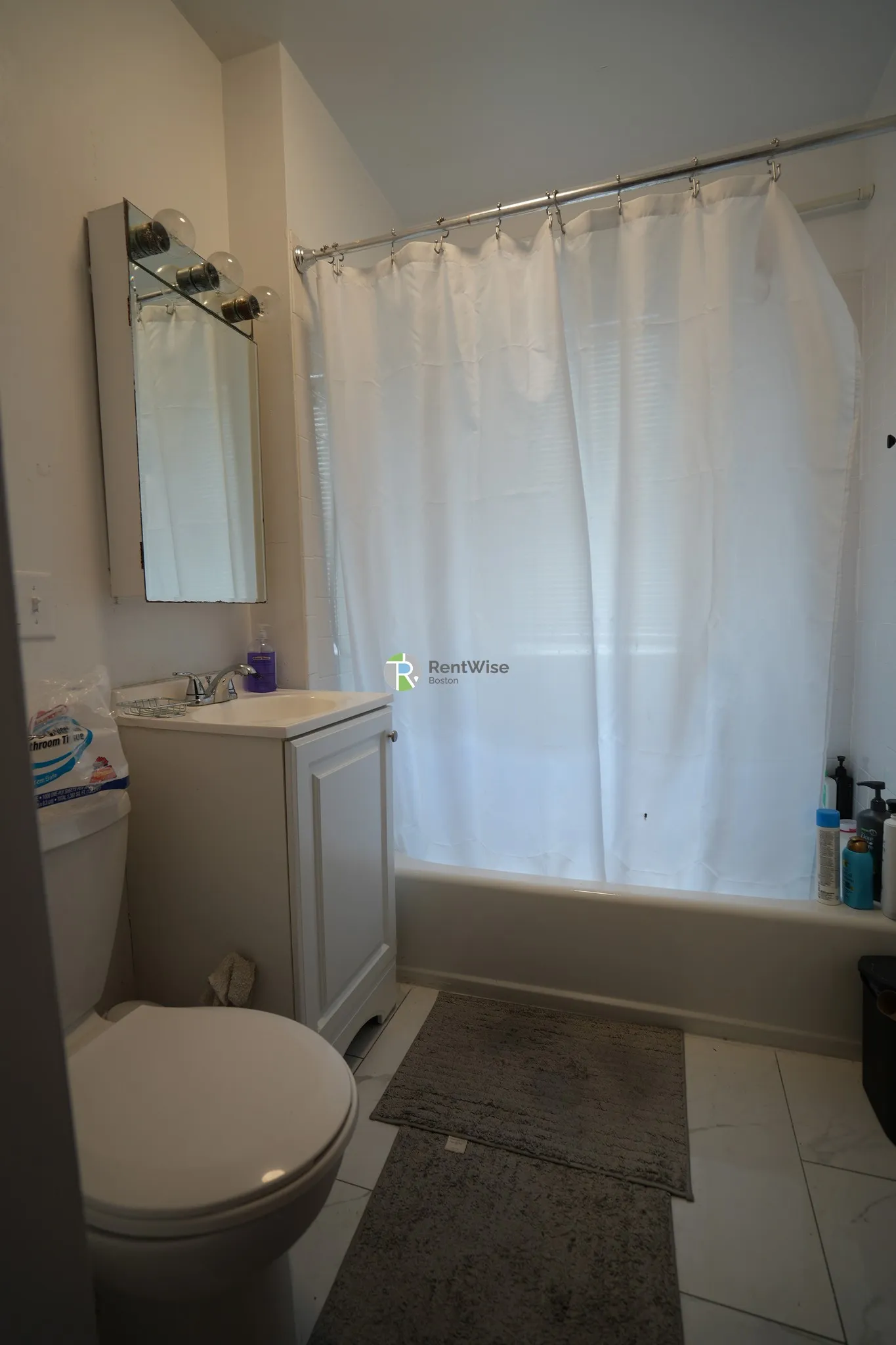 3 bed, 1 bath apartment for rent at 46 Tremont St Unit 2, Brighton — photo 10 of 17