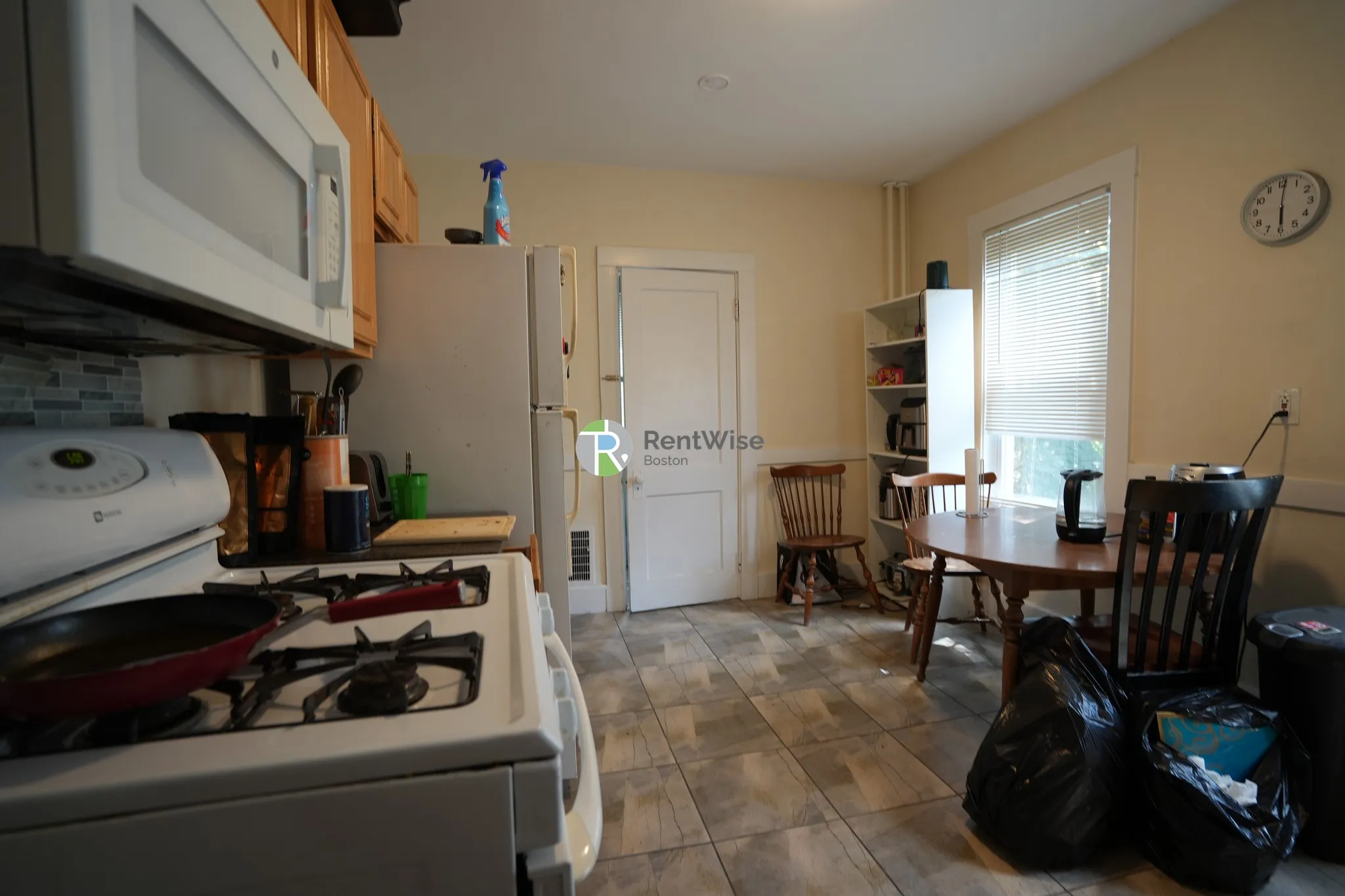 3 bed, 1 bath apartment for rent at 46 Tremont St Unit 2, Brighton — photo 4 of 17