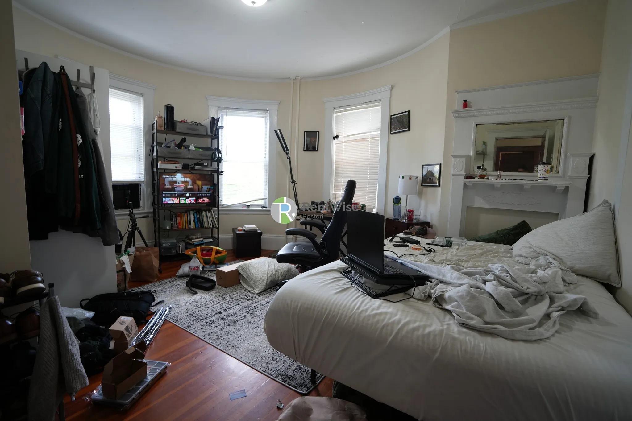 3 bed, 1 bath apartment for rent at 46 Tremont St Unit 2, Brighton — photo 11 of 17