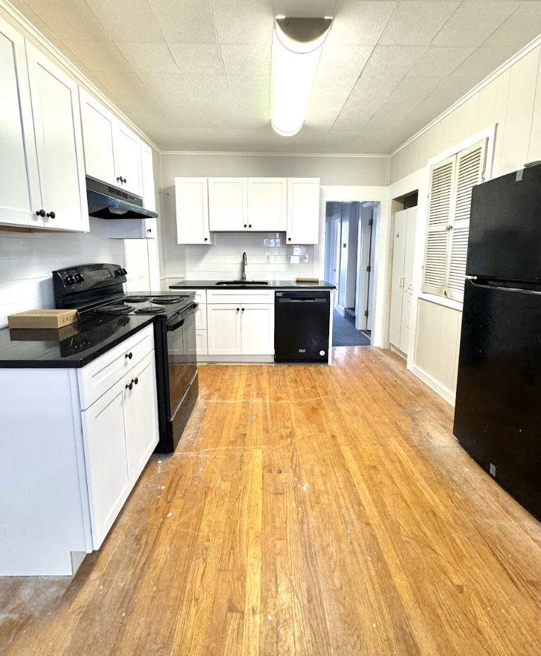 4 bed, 2 bath apartment for rent at 46 Union St Unit 2, Watertown — photo 6 of 8