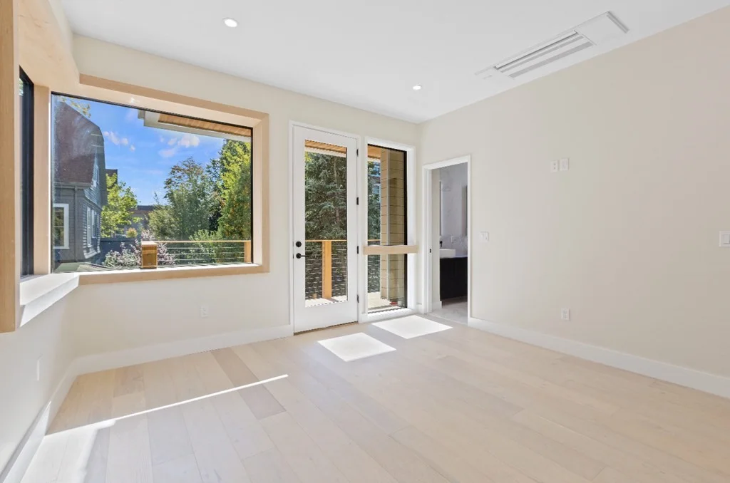 4 bed, 4+ bath apartment for rent at 46 Vernon St Unit 46, Brookline — photo 12 of 22
