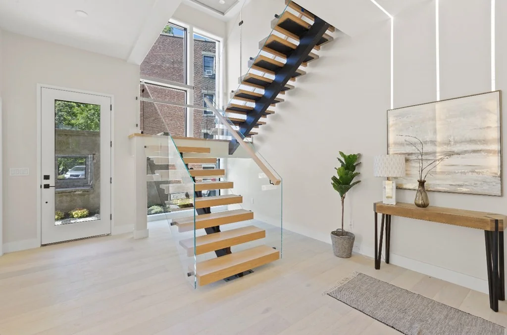 4 bed, 4+ bath apartment for rent at 46 Vernon St Unit 46, Brookline — photo 7 of 22