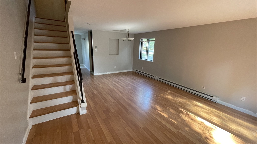 2 bed, 1 bath apartment for rent at 46 Village Hill Ln Unit 46, Natick — photo 8 of 13