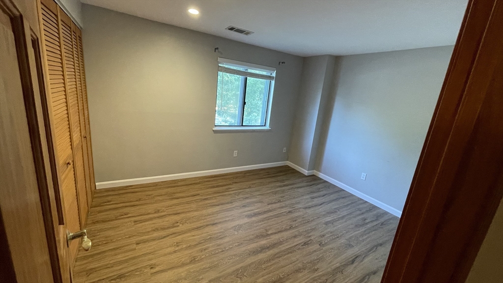 2 bed, 1 bath apartment for rent at 46 Village Hill Ln Unit 46, Natick — photo 6 of 13