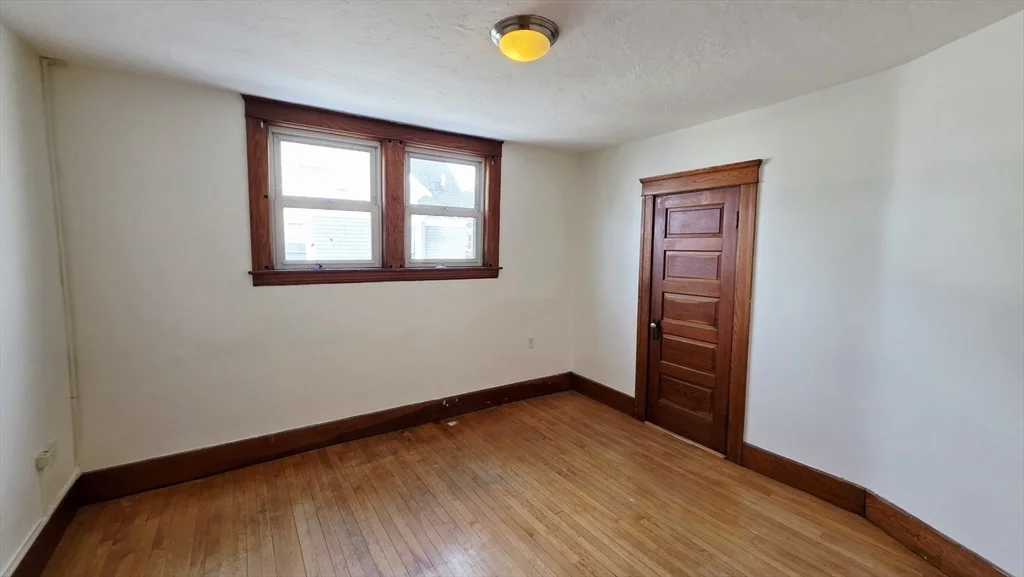 5 bed, 2 bath apartment for rent at 46 Wachusett, Worcester — photo 24 of 42