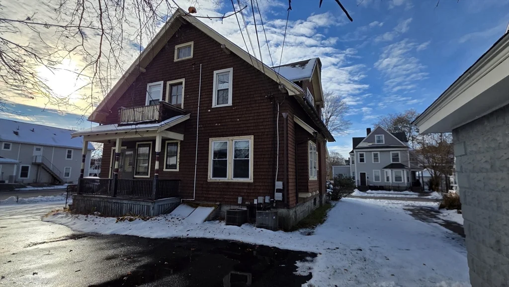 5 bed, 2 bath apartment for rent at 46 Wachusett, Worcester — photo 37 of 42