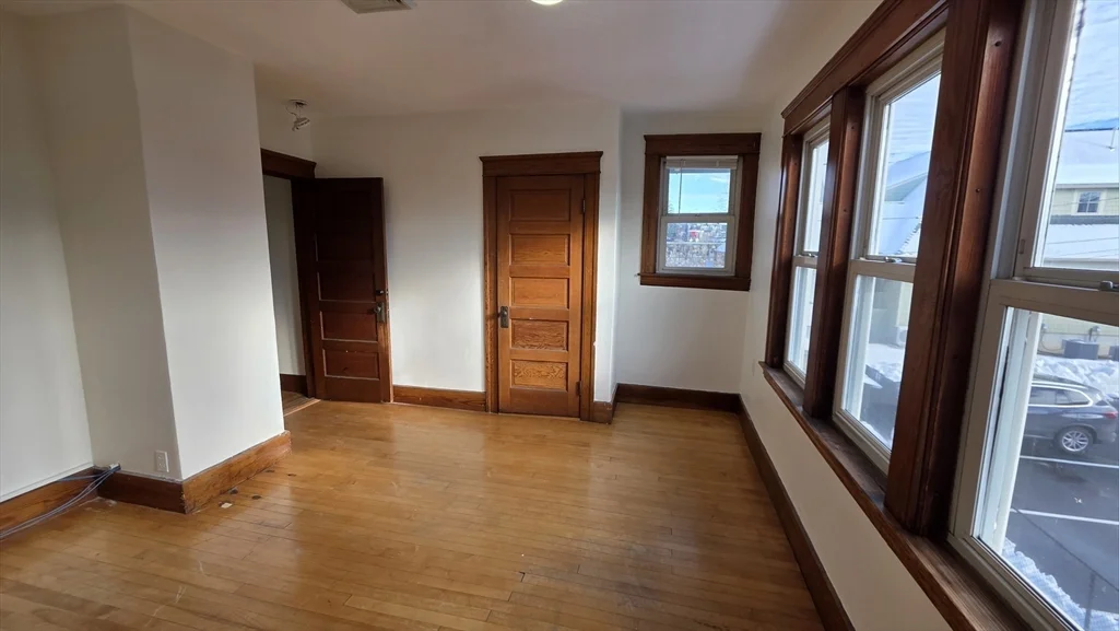5 bed, 2 bath apartment for rent at 46 Wachusett, Worcester — photo 32 of 42