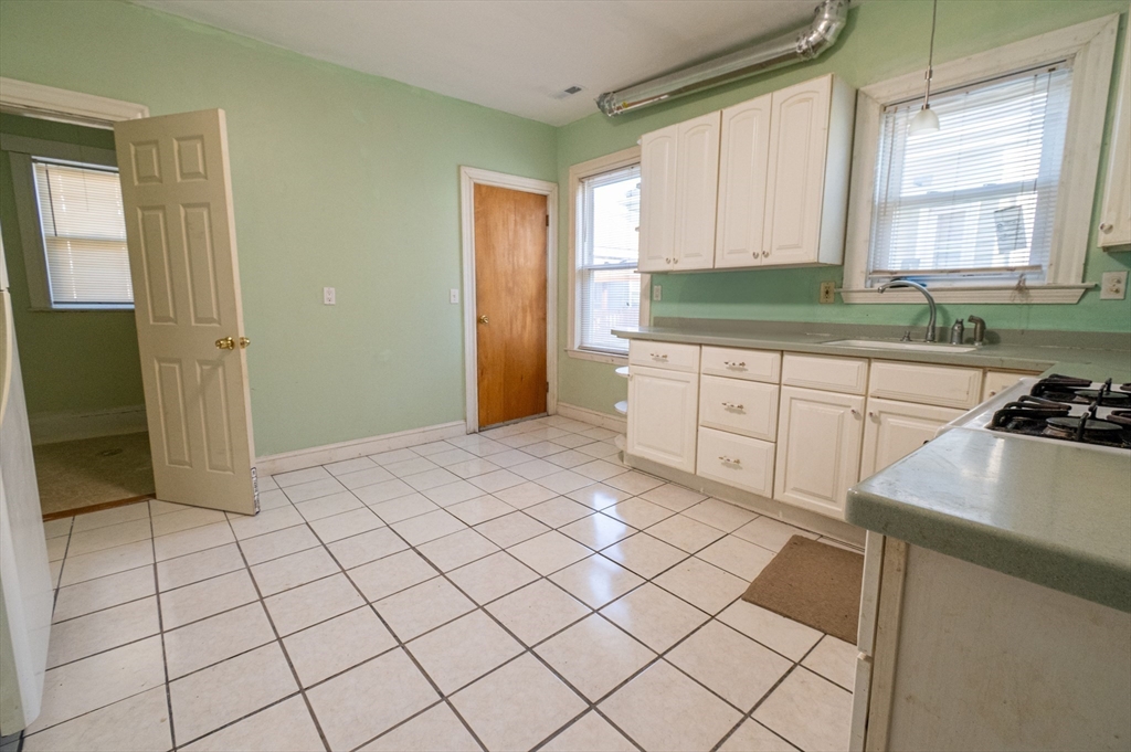 3 bed, 1 bath apartment for rent at 46 Wainright St Unit 2, Dorchester — photo 2 of 13