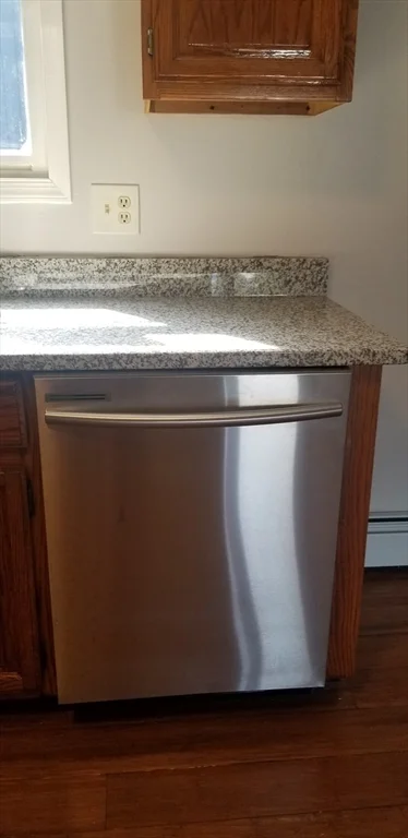 2 bed, 1 bath apartment for rent at 46 Walton Unit F, Fitchburg — photo 6 of 16