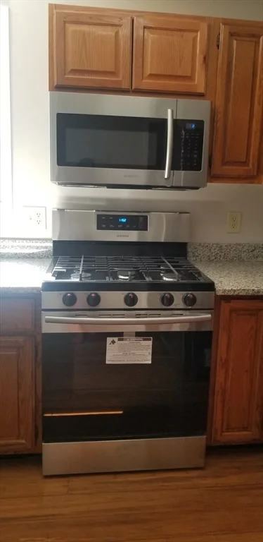 2 bed, 1 bath apartment for rent at 46 Walton Unit R, Fitchburg — photo 4 of 18